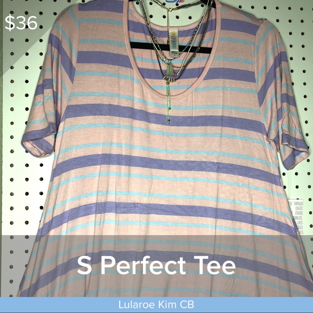SMALL LULAROE PERFECT T